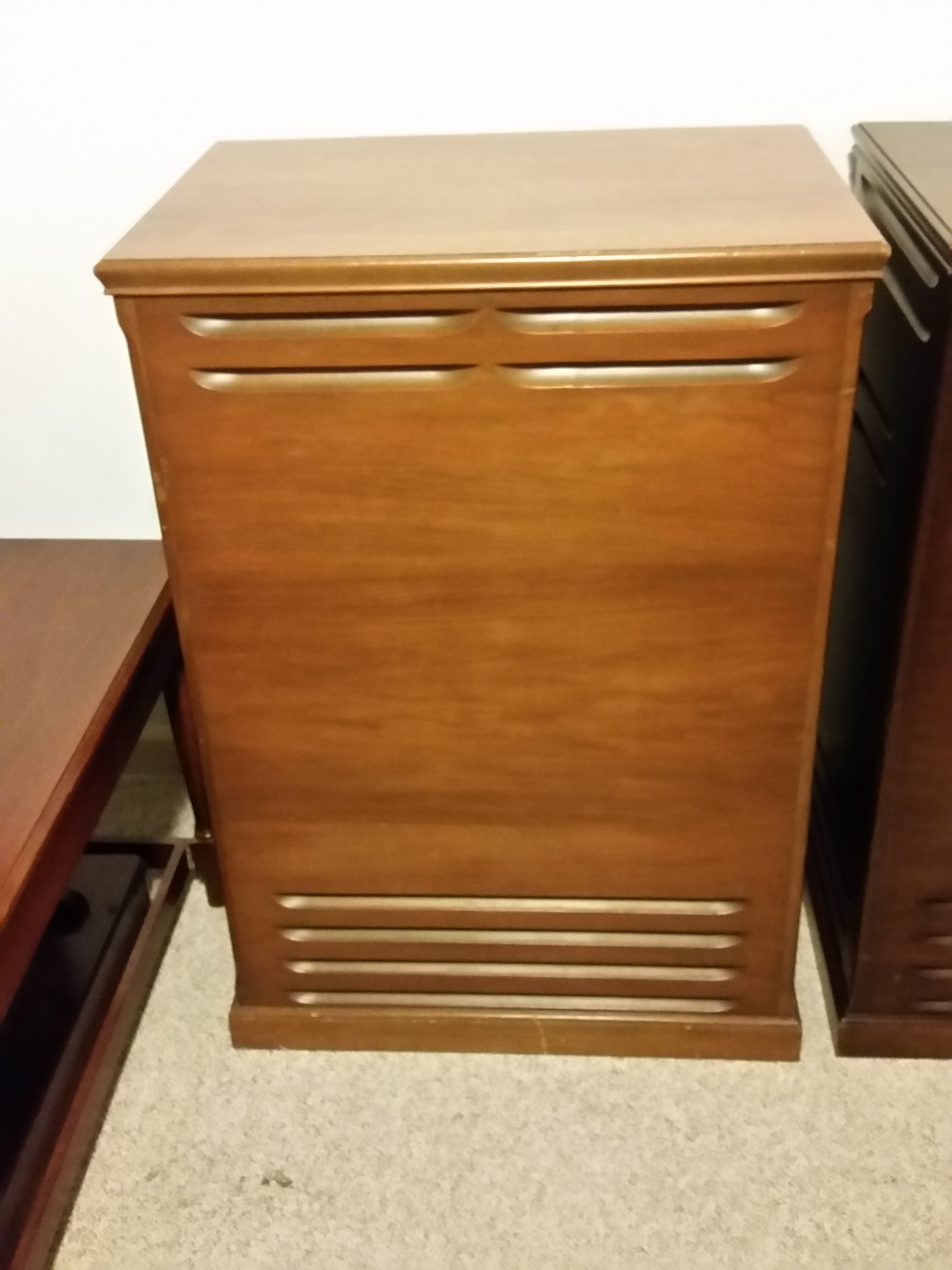 147 or 122 both type amps available…. super clean